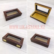 Подарочная шкатулка, коробка, футляр для погон при получении генеральского звания коричневого цвета под дерево
