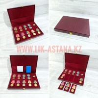 Короб для орденов и медалей, настольный для бережного хранения, из бордовой эко-кожи с красным бархатом, изготовление на заказ